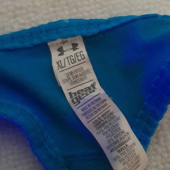 Heat gear lady's top size XL - Picture 3 of 4